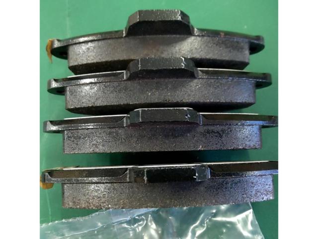FIAT 500 genuine front brake pads
4 sheets set
77365816