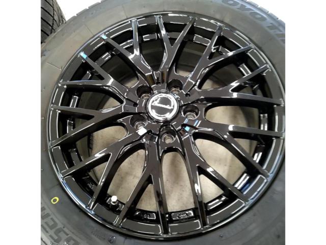 ☆美品ホイールとバリ溝冬タイヤセット☆ HOT STUFF Exceeder E05 グラスブラック  + TOYO OBSERVE GIZ3