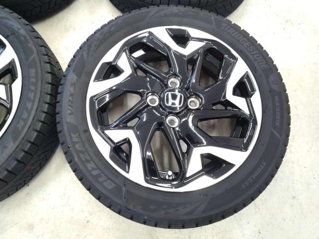ホンダ純正 N-BOXカスタム/JF3 純正アルミホイール + BRIDGESTONE BLIZZAK VRX3 165/55R15
