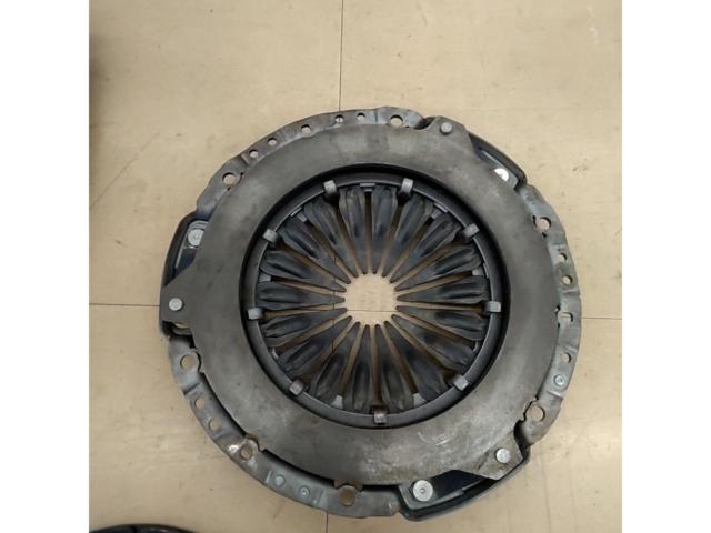 SACHS
3000
954
489
Clutch Kit