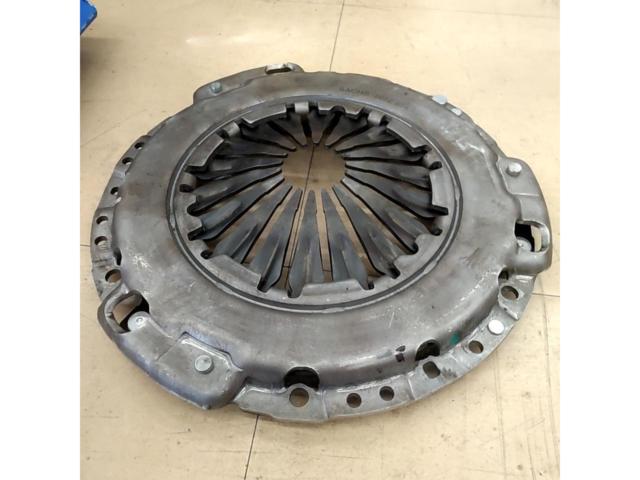 SACHS
3000
954
489
Clutch Kit