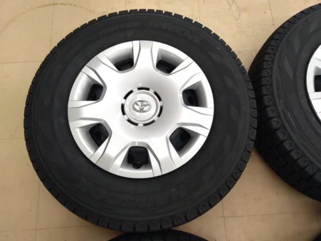 トヨタ純正(TOYOTA)  ハイエース/200系 スチールホイール  + HANKOOK(ハンコック) Winter RW06 195/80R15 107/105L
