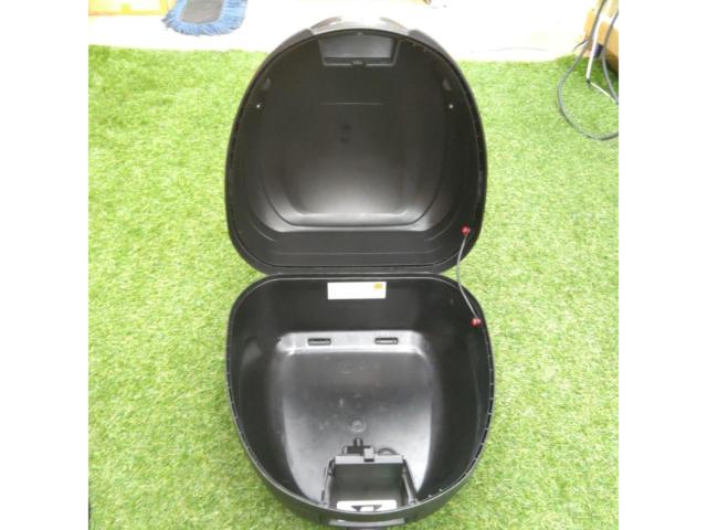 GIVI リアボックス モノロック 27L [B27NXD]
