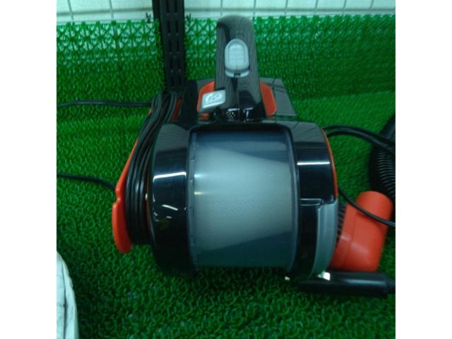 【BLACK&DECKER】ピボットオート/車載クリーナー
