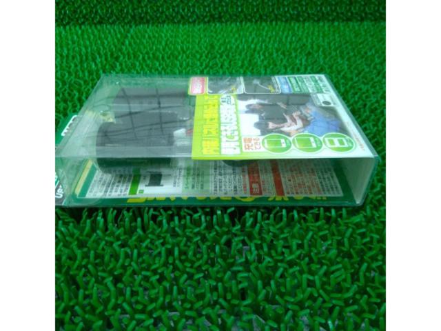 【エーモン】USB電源ポート(埋め込み用) 2882