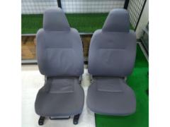 【トヨタ純正】200系ハイエース 純正フロントシート2脚セット