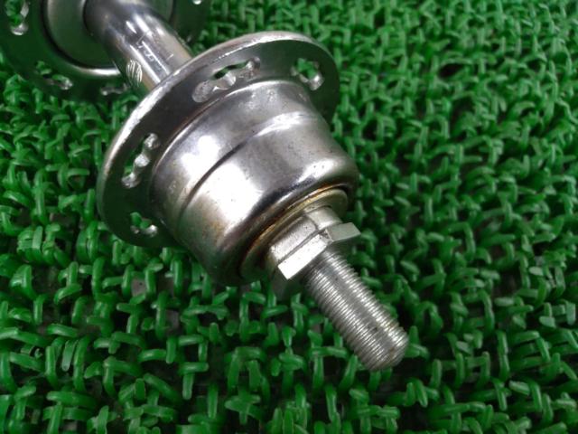 ※軸ガタ有り VIA ボスフリー用リアハブ 28H 軸長約160mm シルバー
