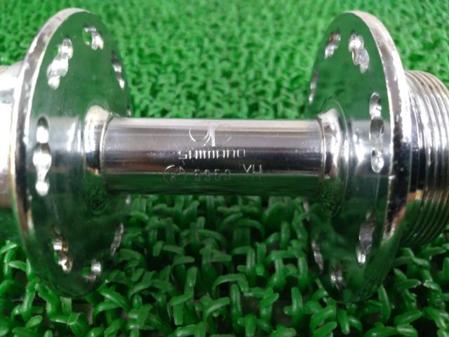 ※軸ガタ有り SHIMANO ボスフリー用リアハブ 36H 軸長約180mm シルバー