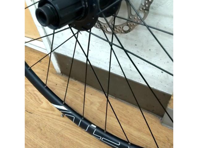 NESTO ALTERNA DISC純正 クリンチャーアルミホイール前後セット