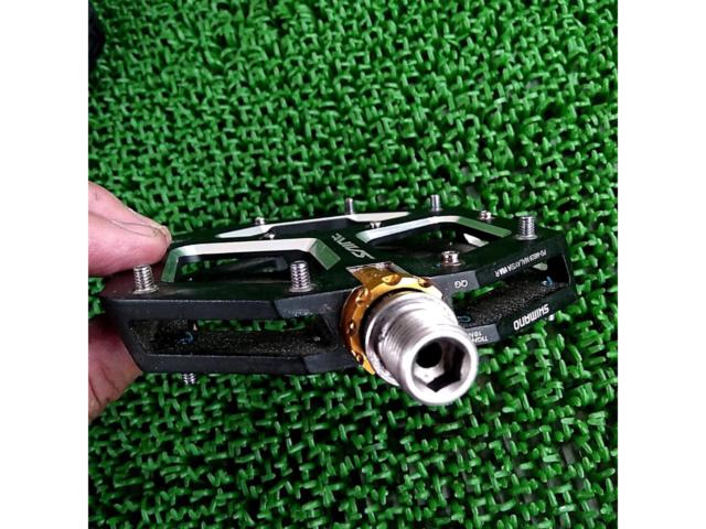 SHIMANO PD-M828 SAINT フラットペダル ブラック