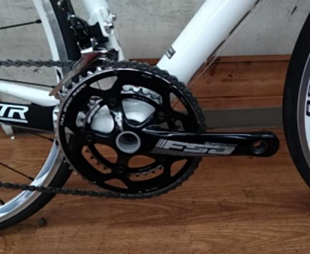 CANNONDALE CAAD 10 WOMENS 105 2015 700x25C 2x11S アルミロードバイク ホワイト