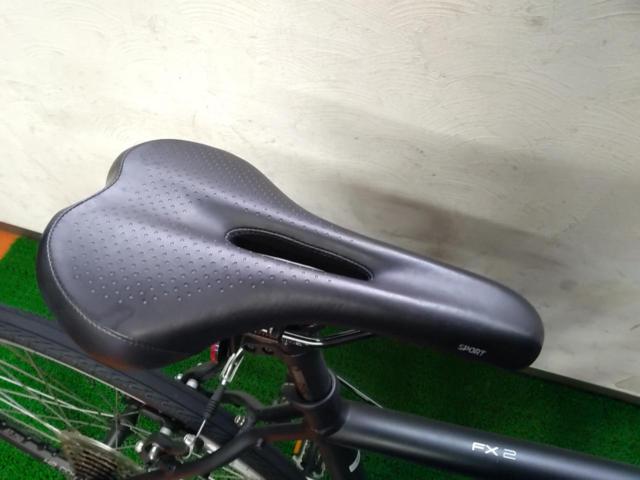 TREK FX2 2016年頃モデル ACERA組 700×35C 3×8s アルミクロスバイク ブラック サイズ:20インチ 参考サイズ:174-186cm