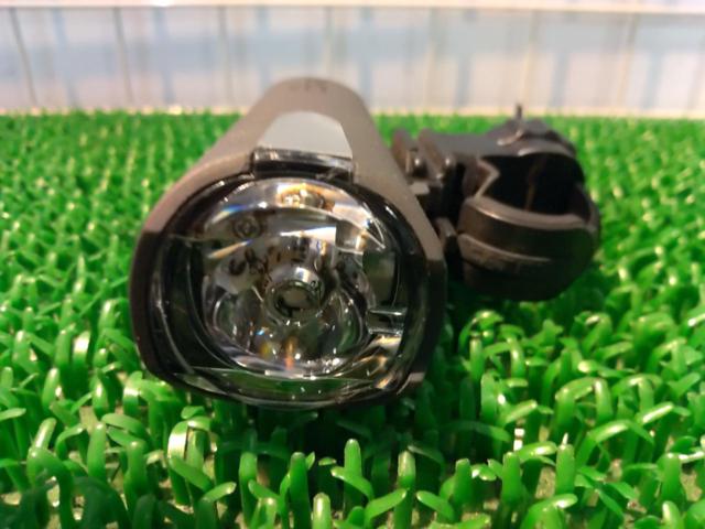 CATEYE SyncCore HL-NW100RC 充電式フロントライト グレー