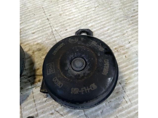TOYOTA 純正ホーン HIGH/LOW(ハイ/ロー)左右セット(品番:86510-20260 / 86520-20300)