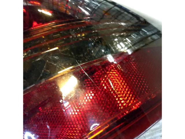 TOYOTA 200系/クラウンアスリート 前期純正テールレンズ  ※運転席側のみ