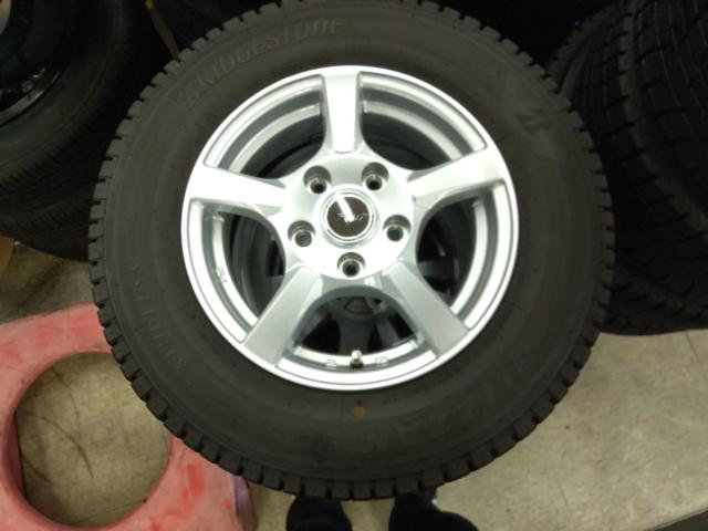 CVW 5本スポークホイール+BRIDGESTONE BLIZZAK VL10A