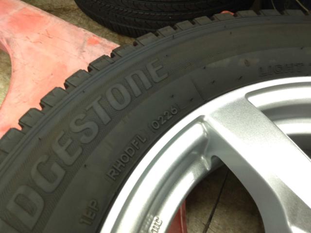 CVW 5本スポークホイール+BRIDGESTONE BLIZZAK VL10A