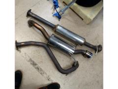 R's
Earls
ZC33S
Exhaust system