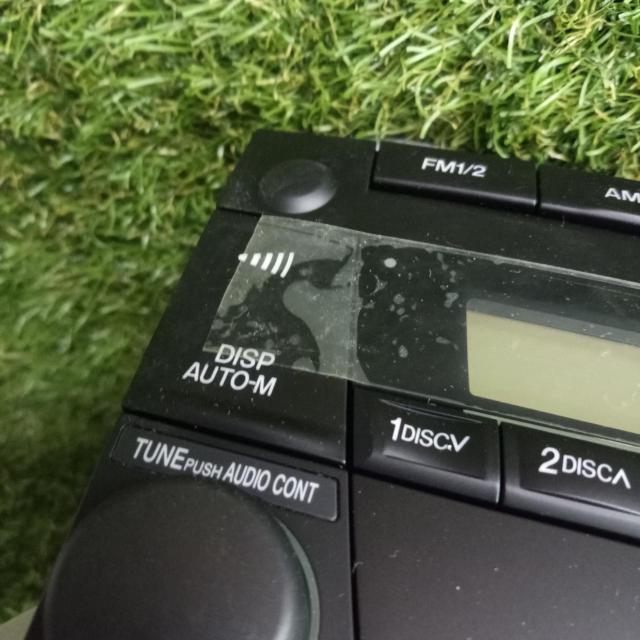 Mazda genuine head unit only
Part Number: 14790149
