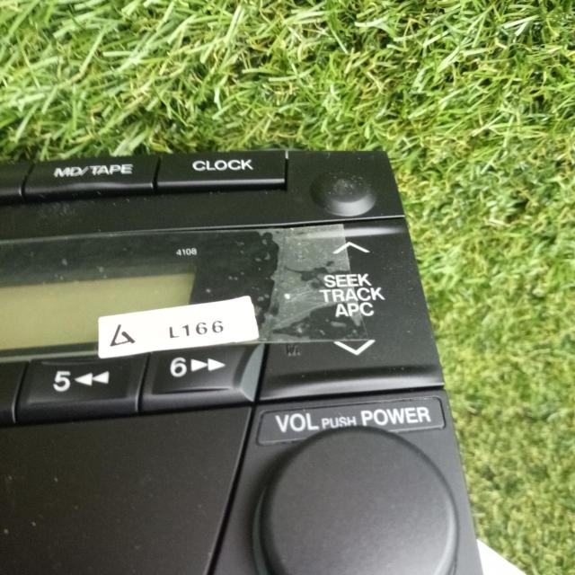 Mazda genuine head unit only
Part Number: 14790149