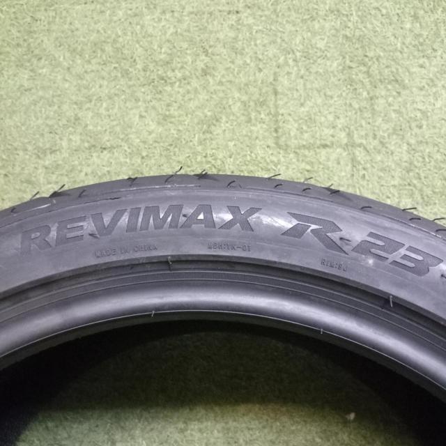 SHIBATIRER23
TW300
Manufactured in 2025
※ 2 pcs set