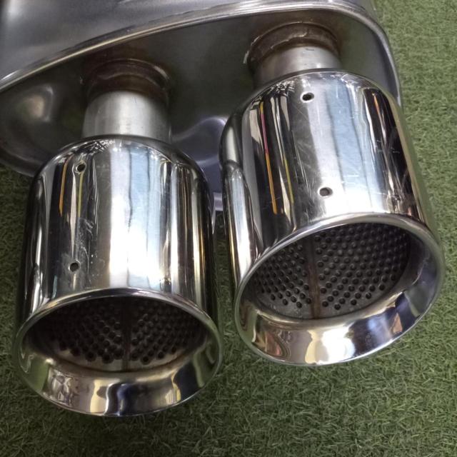 Huge discount campaign!!
Subaru genuine (SUBARU)
S208/RA-R genuine STI muffler