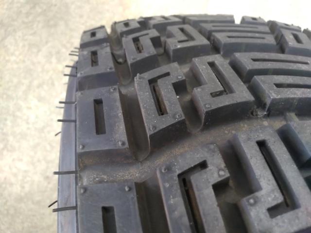 Wakeari
accelera
RA162 *Older model year*
Tire only four set