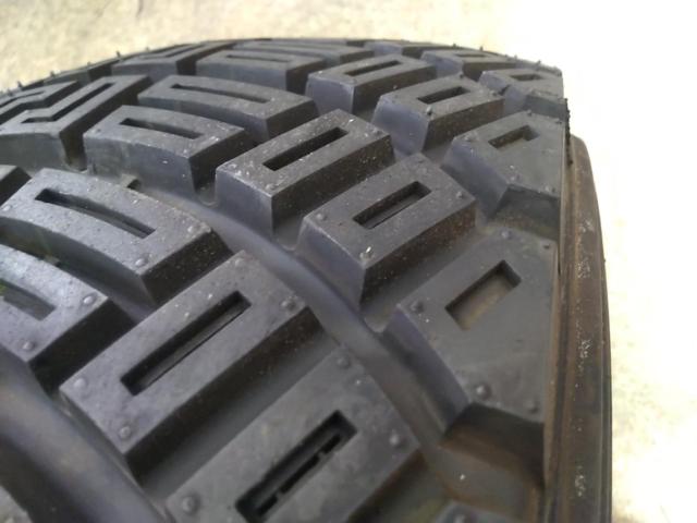 Wakeari
accelera
RA162 *Older model year*
Tire only four set