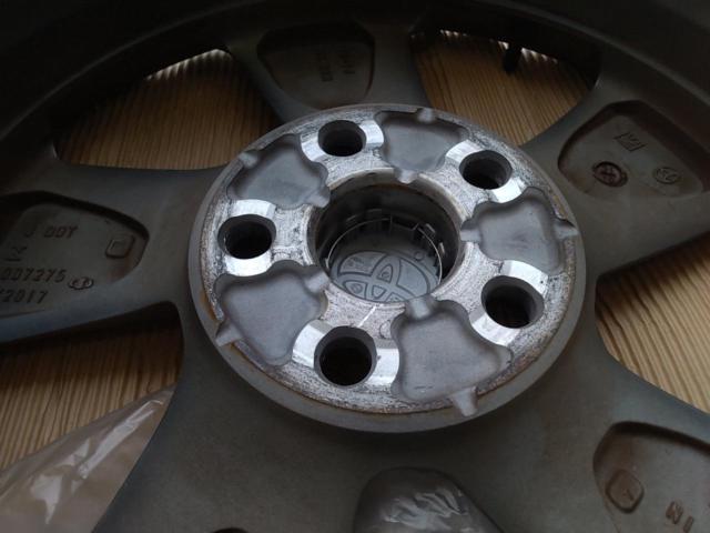 TOYOTA (Toyota)
Fifty
RAV4
G grade early period original wheel