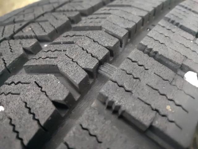 BRIDGESTONE BLIZZAK VRX2