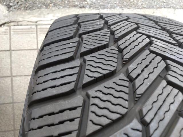 LEXUS (Lexus)
LX600
Cutting bright original wheel
+
MICHELIN
X-ICE
SNOW
SUV