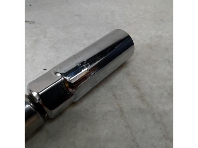 ASTRO
PRODUCTS Spark Plug Wrench
16mm
21 mm