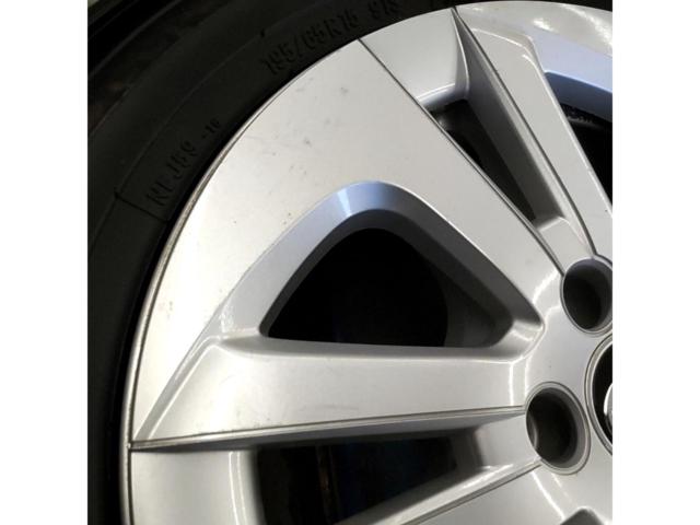 【トヨタ純正】 50系プリウス純正ホイール
