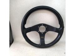 【MOMO】TUNER ステアリング 320mm