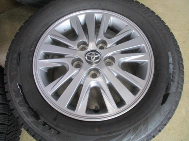 TOYOTA エスクァイア 純正 + BRIDGESTONE BLIZZAK VRX2