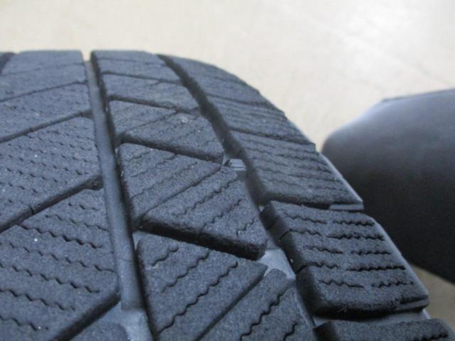 ZELERNA
10 spoke
+
BRIDGESTONE
BLIZZAK
VRX3