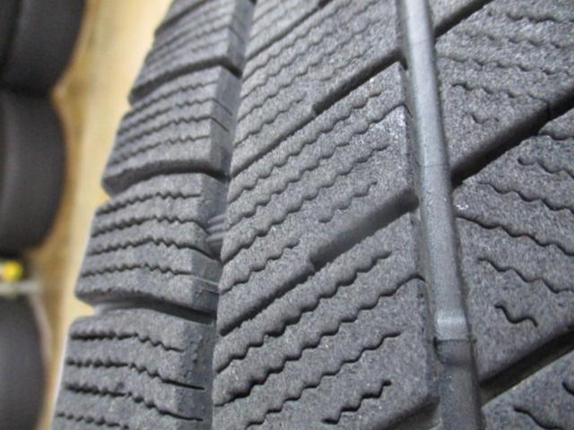 ZELERNA
10 spoke
+
BRIDGESTONE
BLIZZAK
VRX3