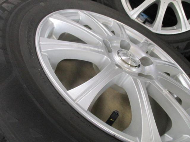 ZELERNA
10 spoke
+
BRIDGESTONE
BLIZZAK
VRX3