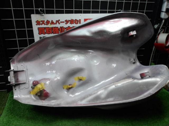 【HONDA】純正 フューエルタンク CB1000SF SC30 1993年外し