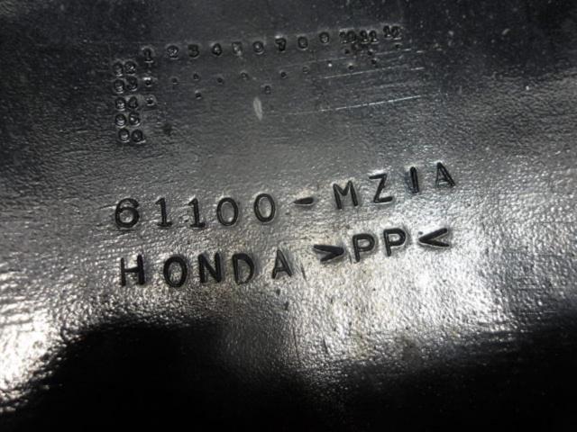 【HONDA】純正 フロントフェンダー CB1000SF SC30 1993年外し