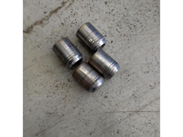 SUBARU / Subaru
Genuine optional wheel lock nuts (McGard brand)
M 12 x P 1 .25
