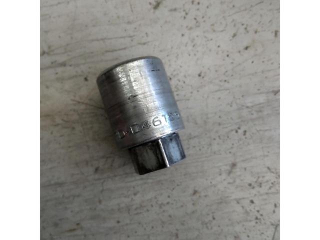 SUBARU / Subaru
Genuine optional wheel lock nuts (McGard brand)
M 12 x P 1 .25