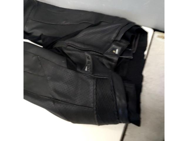 RSタイチ RSY817 ブーツアウトベンテッドレザーパンツ サイズ:MW