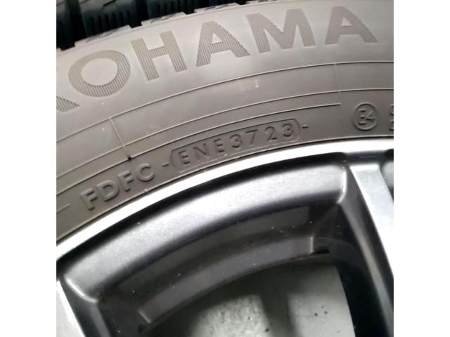 【中古W/現状T】 weds ravrion CHARGE + YOKOHAMA iceGUARD iG60