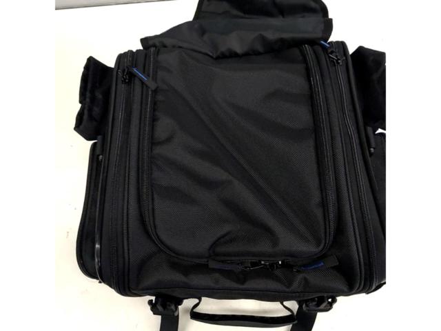 Y'SGEAR
Touring Seat Bag S
Q5K-DAY-Y01-015
Capacity: 20-26 L