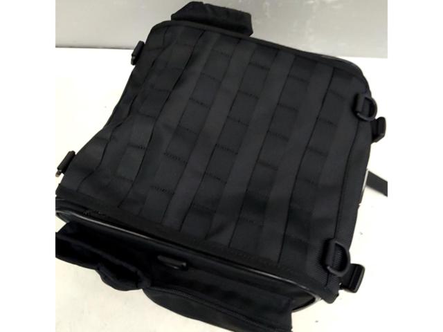 Y'SGEAR
Touring Seat Bag S
Q5K-DAY-Y01-015
Capacity: 20-26 L
