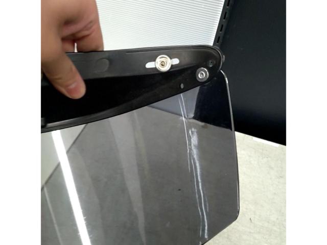 HEAT
GROUP
Square shield 2
3-point mounting shield with visor