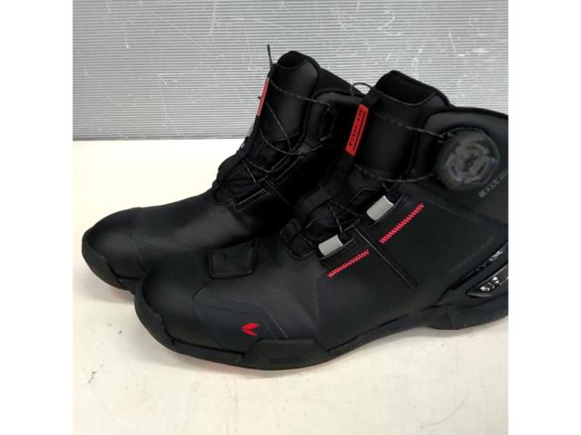 RS Taichi
RSS016
DRYMASTER
Striker
Riding shoes
Size: JP / 27.5cm