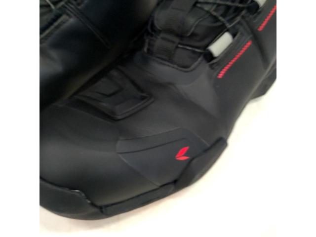RS Taichi
RSS016
DRYMASTER
Striker
Riding shoes
Size: JP / 27.5cm