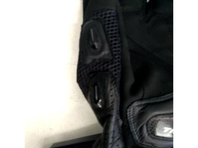 RS Taichi
RST 442
Raptor mesh glove
Size: M